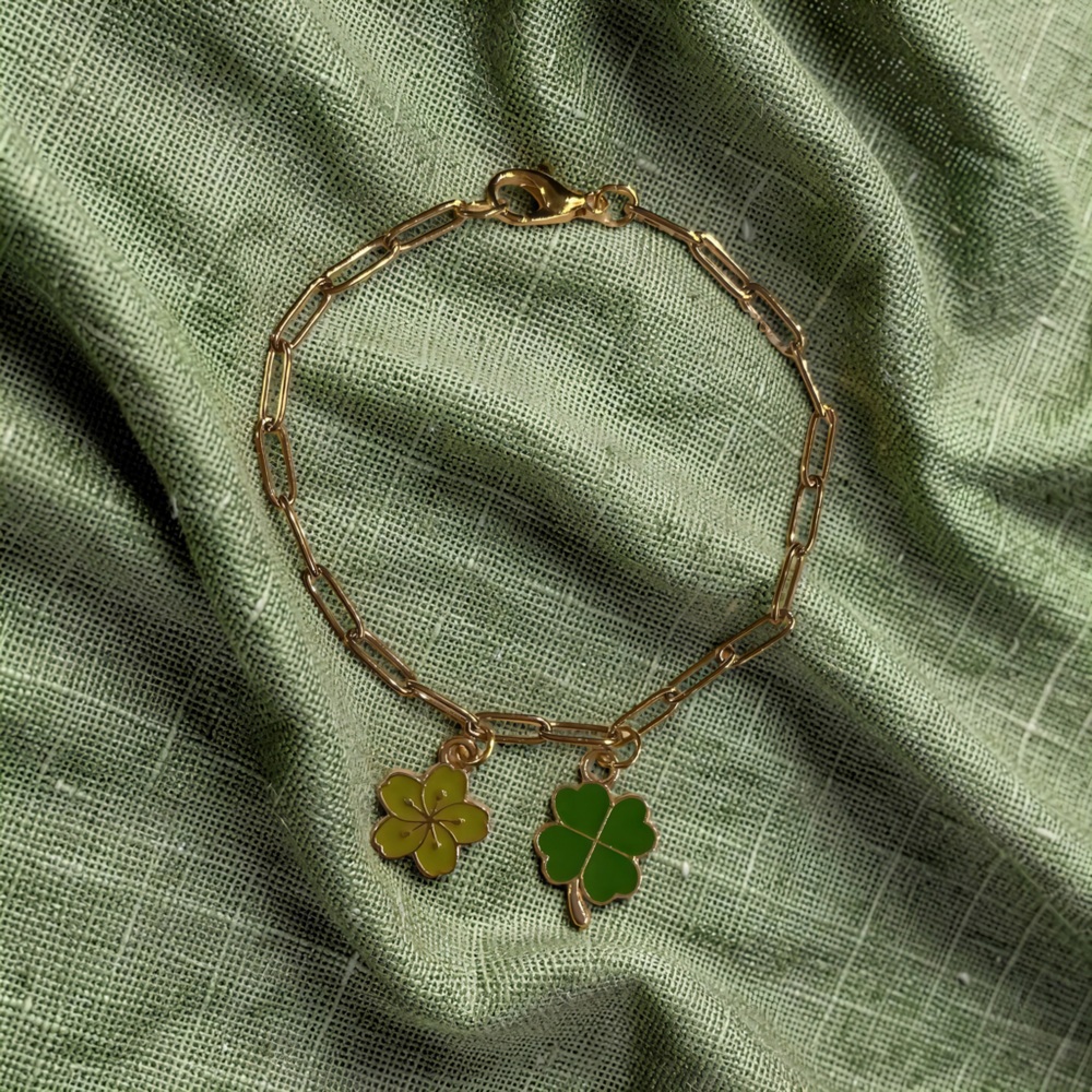 ☘️✨Shamrock St. Patrick’s Day 14k Plated Gold Stainless Steel Green Bracelet ☘️✨